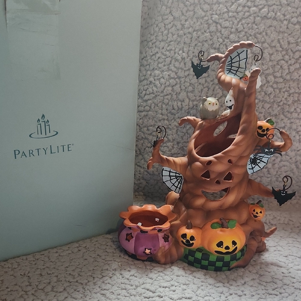 Halloween PARTYLITE spooky silly ghostly halloween tree Tea Light Decoration